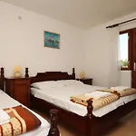 With A Parking Space Starigrad, Paklenica - 6647 Appartamento *