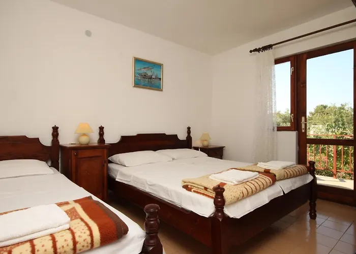 With A Parking Space Starigrad, Paklenica - 6647 Apartman *